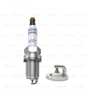 Свеча зажигания BOSCH 0 242 230 505 Ssangyong Kyron Mitsubishi Outlander Galant