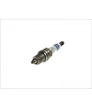 Свеча зажигания BOSCH 0 242 245 571 Toyota Camry Nissan Maxima Mitsubishi Pajero Honda Accord
