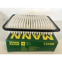 Фильтр воздушный MANN C 24005 Toyota RAV4 Yaris Corolla Avensis